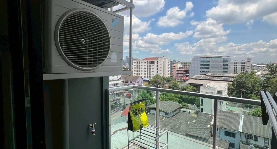 For sale 1 bed condo in Huai Khwang, Bangkok