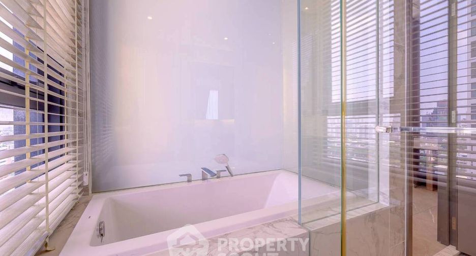 For rent and for sale 3 bedrooms condo in Khlong Toei, Bangkok