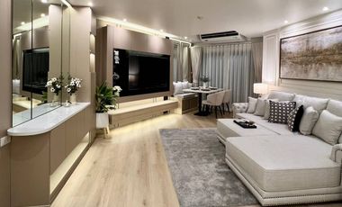 For sale 3 bedrooms condo in Yan Nawa, Bangkok