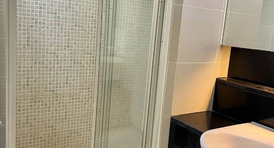 For rent 1 bed condo in Phaya Thai, Bangkok