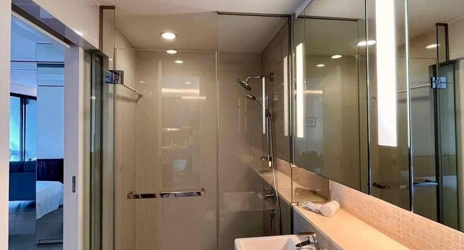 For rent 1 bed condo in Khlong Toei, Bangkok