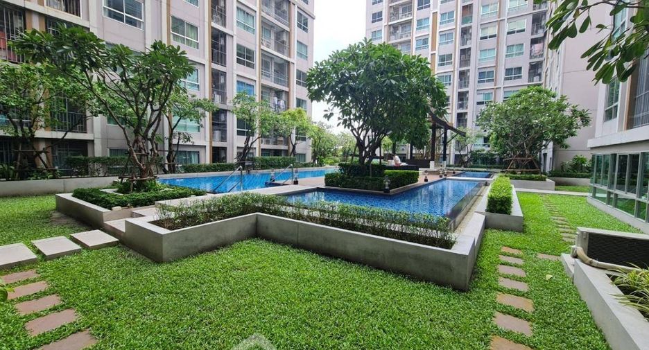 For rent 2 bedrooms condo in Bangkok Noi, Bangkok