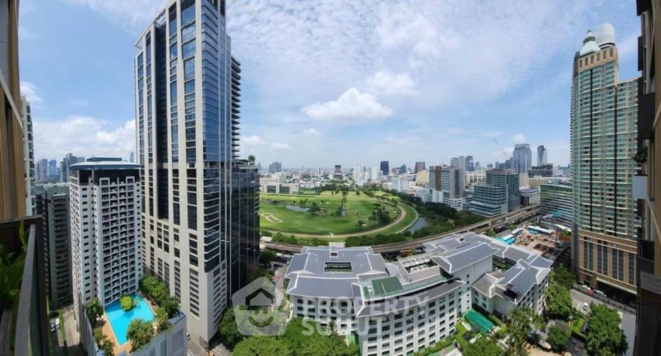 For rent 2 bedrooms condo in Pathum Wan, Bangkok