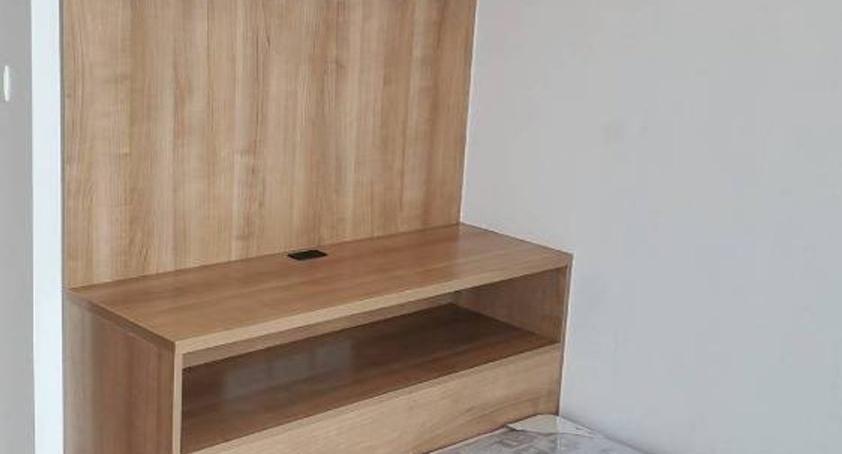 For rent 2 bedrooms condo in Huai Khwang, Bangkok
