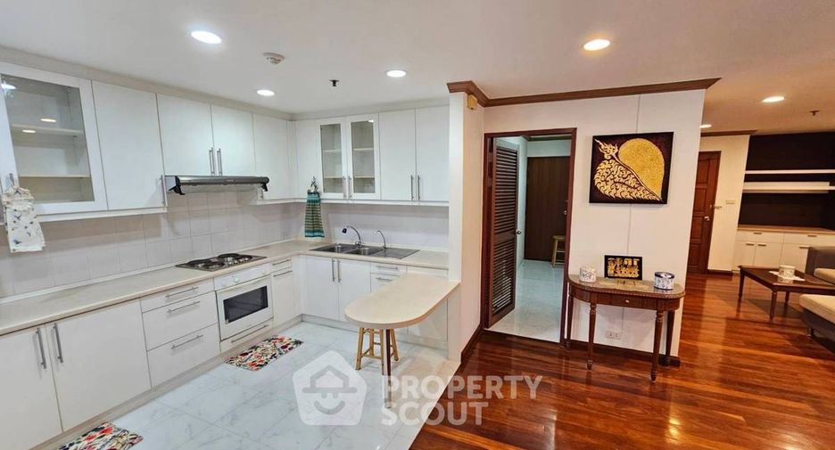 Condo en alquiler de 2 habitaciones en Khlong Toei, Bangkok