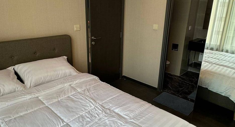 For sale 1 bed condo in Khlong Toei, Bangkok