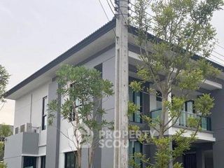 Casa en venta de 5 habitaciones en Saphan Sung, Bangkok