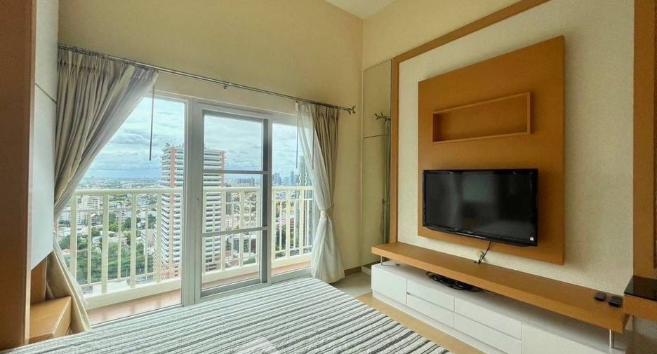 Wohnung zur Miete und zum Kauf mit 4 Zimmer in Khlong Toei, Bangkok