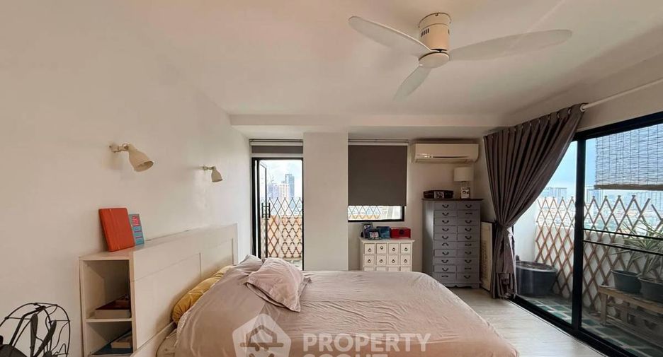 À vendre 3 chambres condo à Watthana, Bangkok