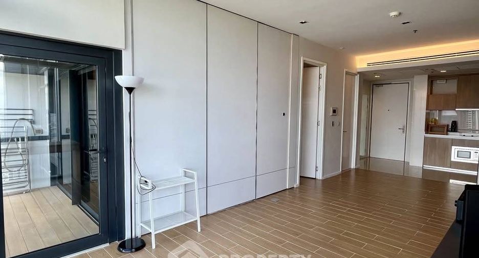 For sale 1 bed condo in Watthana, Bangkok