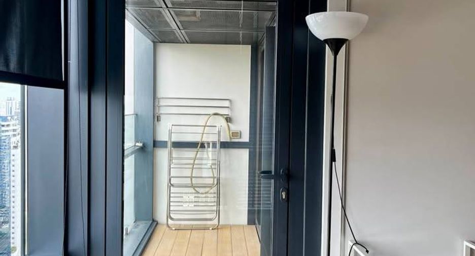 For sale 1 bed condo in Watthana, Bangkok