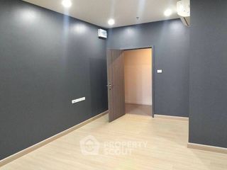 For sale 2 bedrooms condo in Khlong San, Bangkok