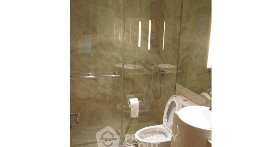 For sale 2 bedrooms condo in Sathon, Bangkok