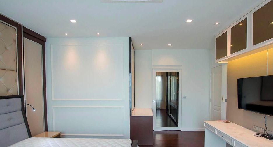 For rent 4 bedrooms house in Bang Bon, Bangkok