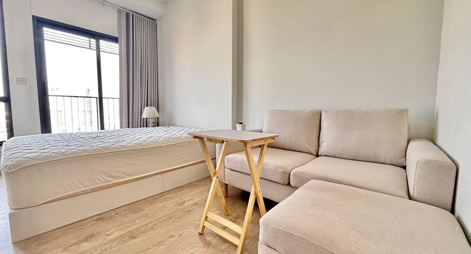 For rent studio condo in Watthana, Bangkok