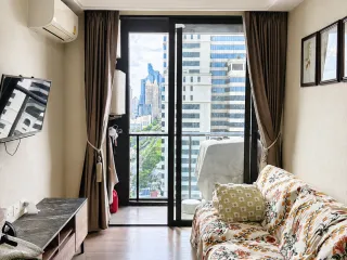 For sale 1 bed condo in Yan Nawa, Bangkok