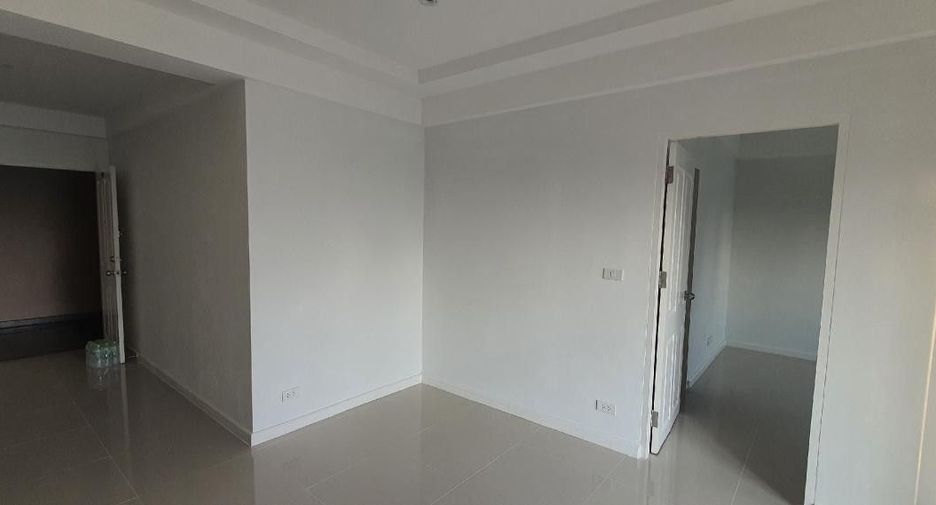 For sale 1 bed condo in Huai Khwang, Bangkok