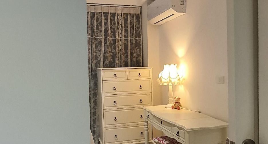 For sale 1 bed condo in Huai Khwang, Bangkok