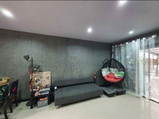 For sale 3 bedrooms townhouse in Lat Krabang, Bangkok