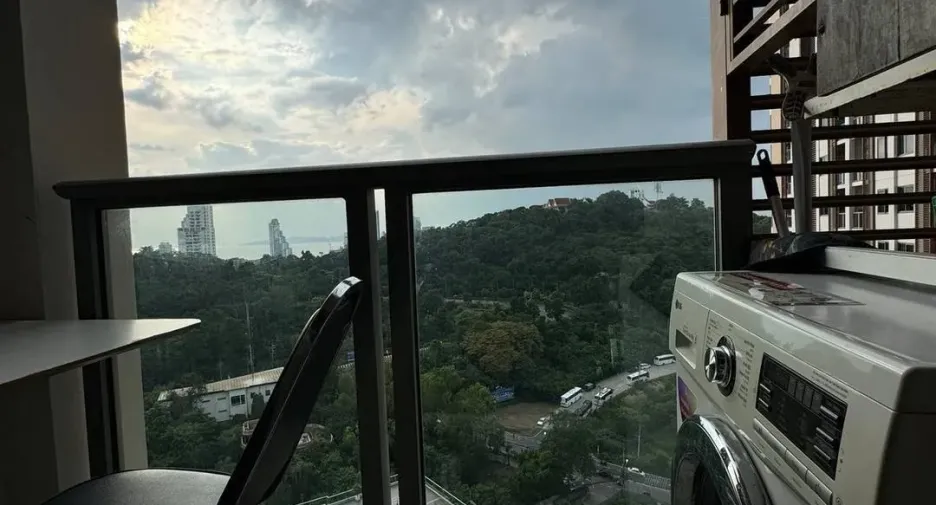 For sale 1 Beds condo in Bang Lamung, Chonburi