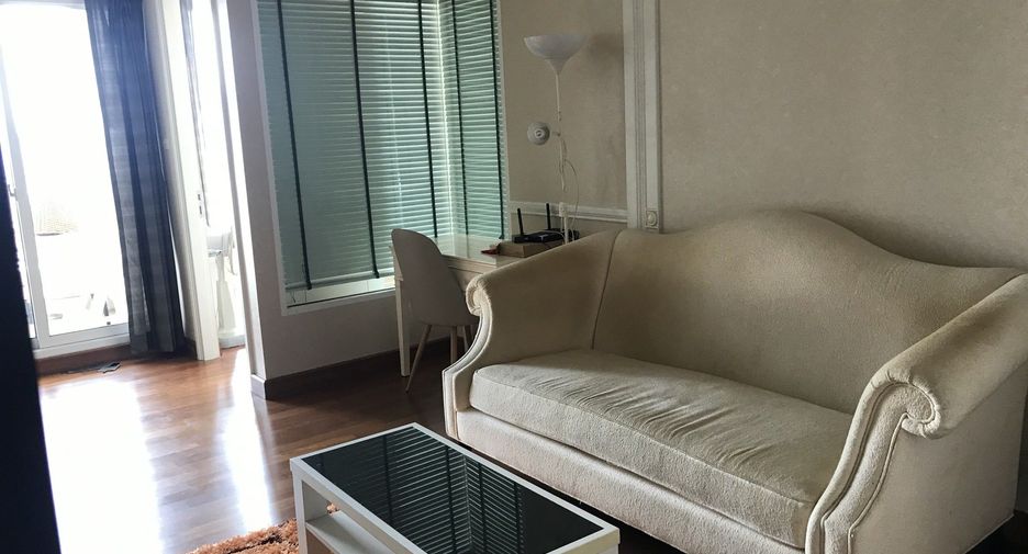 For rent 1 bed condo in Sathon, Bangkok
