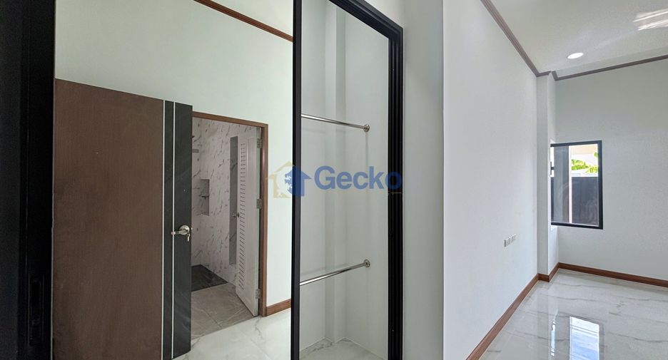 For sale 3 bedrooms house in Bang Lamung, Chonburi