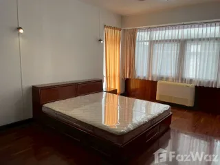 À louer 2 chambres appartement à Khlong Toei, Bangkok