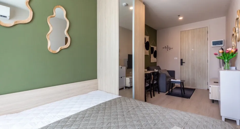 For rent studio condo in Huai Khwang, Bangkok