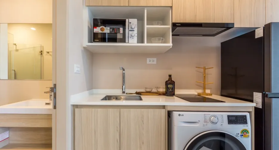 For rent studio condo in Huai Khwang, Bangkok