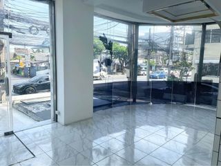 For rent 3 bedrooms retail Space in Suan Luang, Bangkok