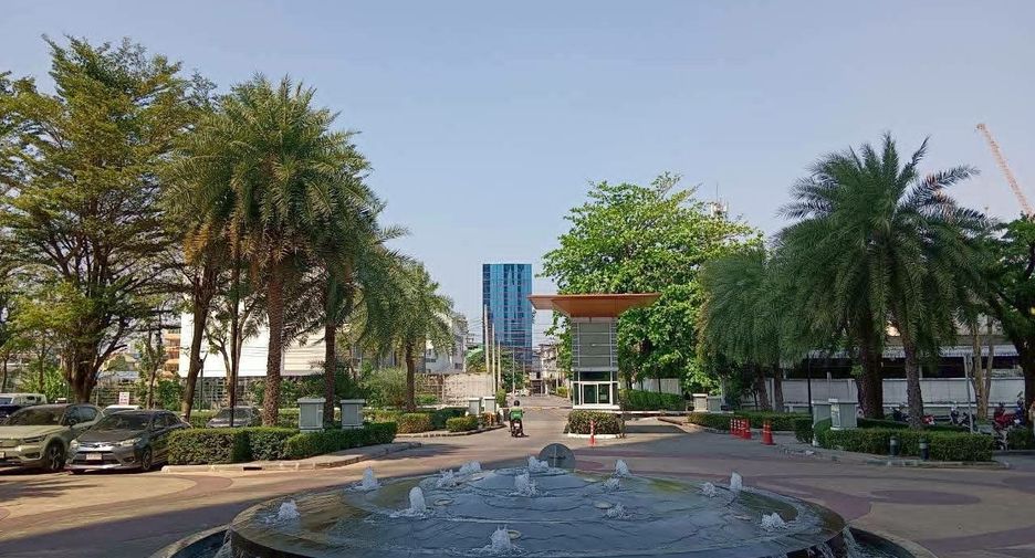 For sale 2 bedrooms condo in Bang Kho Laem, Bangkok