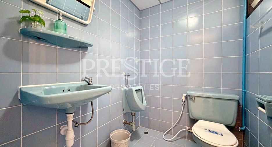 For sale and for rent 12 bedrooms house in Jomtien, Pattaya