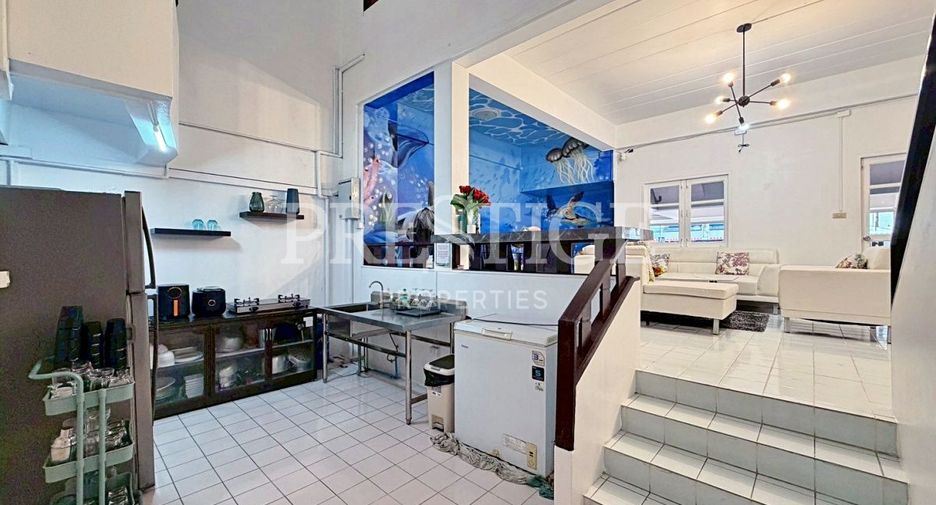 For sale and for rent 12 bedrooms house in Jomtien, Pattaya