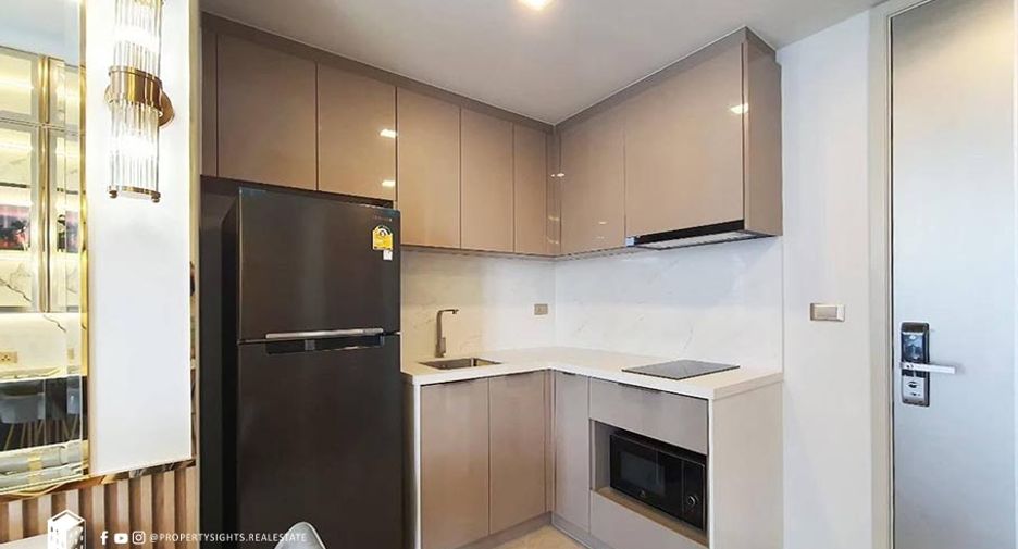 For rent 1 bed condo in Huai Khwang, Bangkok