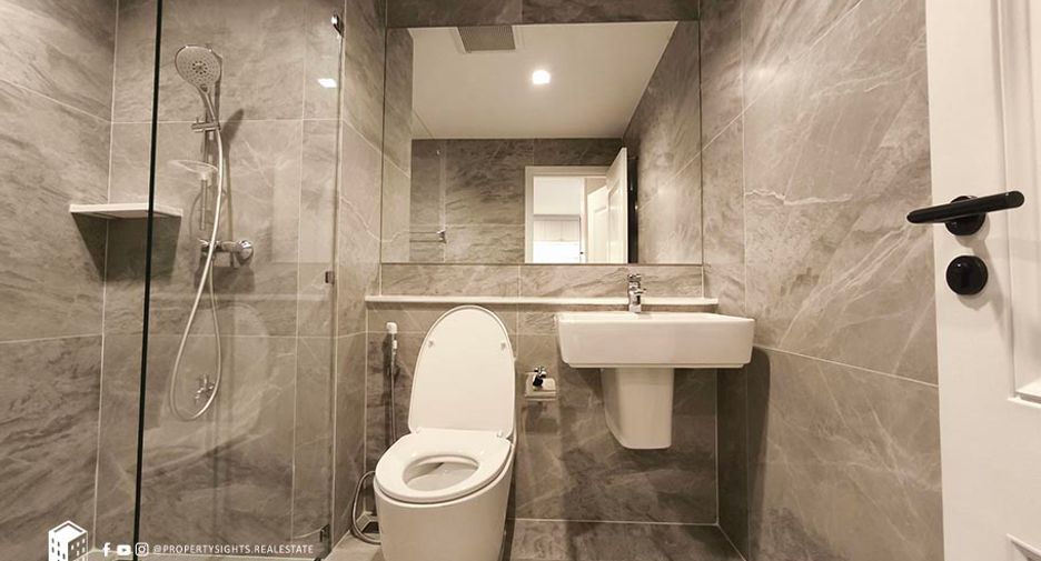 Wohnung zur Miete mit 2 Zimmer in Khlong Toei, Bangkok