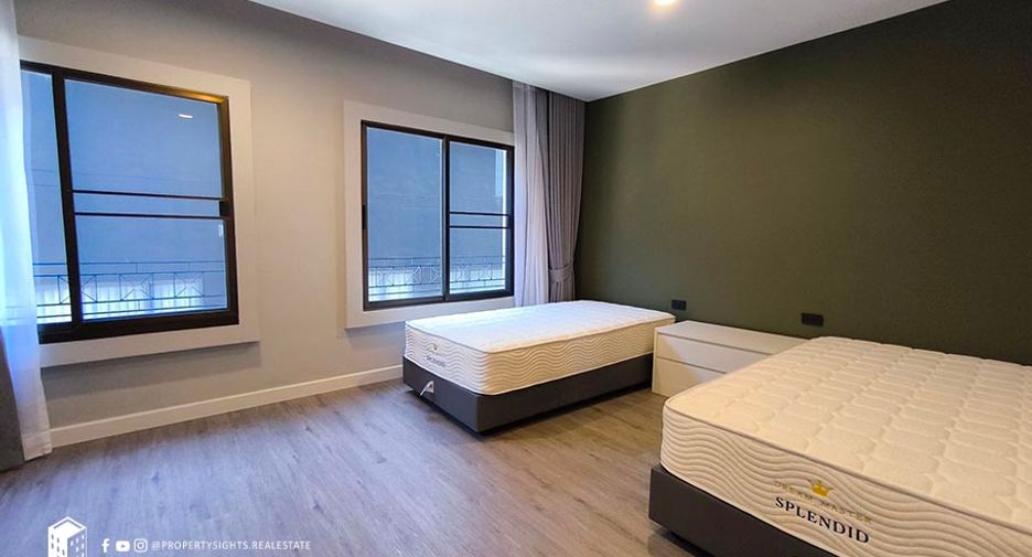 Wohnung zur Miete mit 2 Zimmer in Khlong Toei, Bangkok
