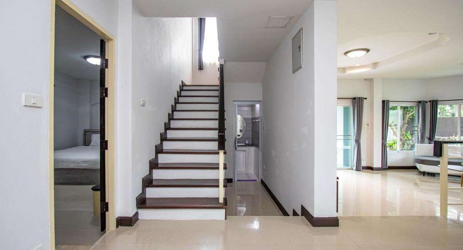 For rent 4 bedrooms house in San Sai, Chiang Mai