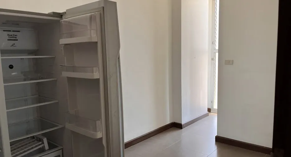 À louer 2 chambres appartement à Khlong Toei, Bangkok