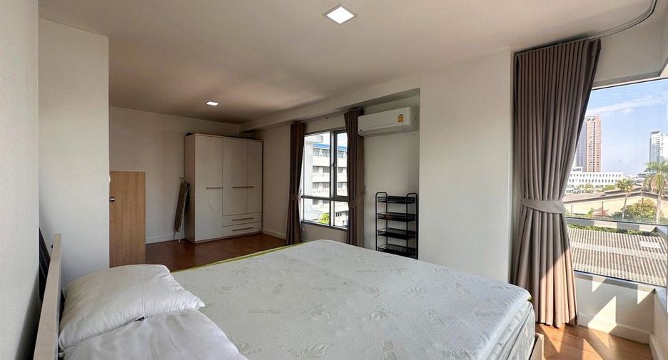 À vendre 1 chambre condo à Khlong Toei, Bangkok