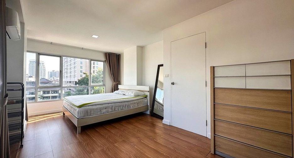 À vendre 1 chambre condo à Khlong Toei, Bangkok