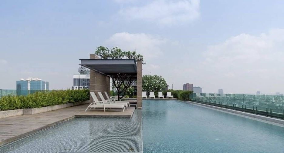 For sale 1 bed condo in Watthana, Bangkok