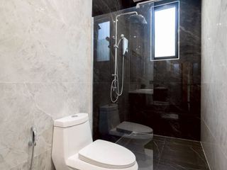 À vendre 3 chambres villa à Bang Lamung, Chonburi