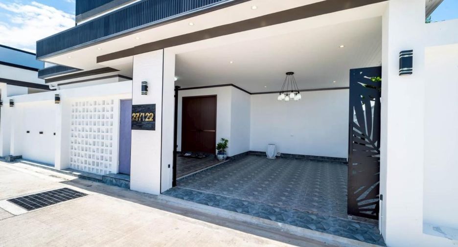 À vendre 3 chambres villa à Bang Lamung, Chonburi