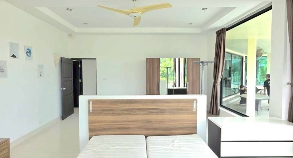 For sale 3 bedrooms villa in Bang Saray, Pattaya