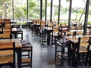 Local comercial en venta de 6 habitaciones en Bang Lamung, Chonburi