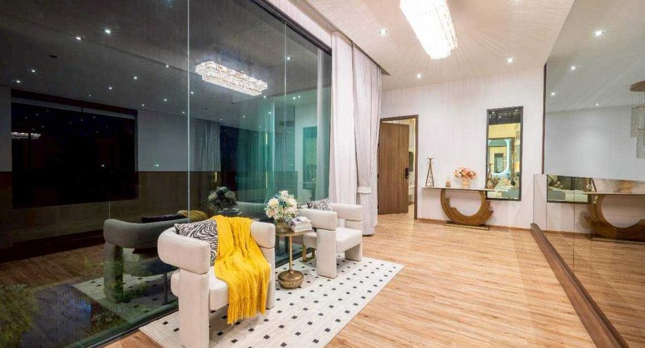 À vendre 5 chambres villa à Bang Lamung, Chonburi