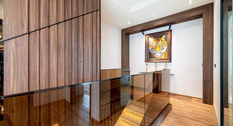 À vendre 5 chambres villa à Bang Lamung, Chonburi