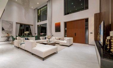 À vendre 5 chambres villa à Bang Lamung, Chonburi