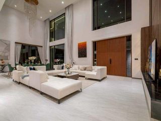 À vendre 5 chambres villa à Bang Lamung, Chonburi