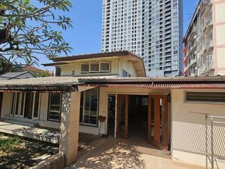 For sale 5 bedrooms house in Bang Na, Bangkok